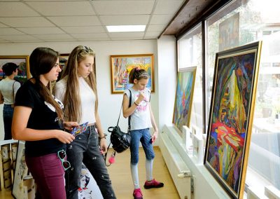 Изложба Ритъм и Цветове в Банско